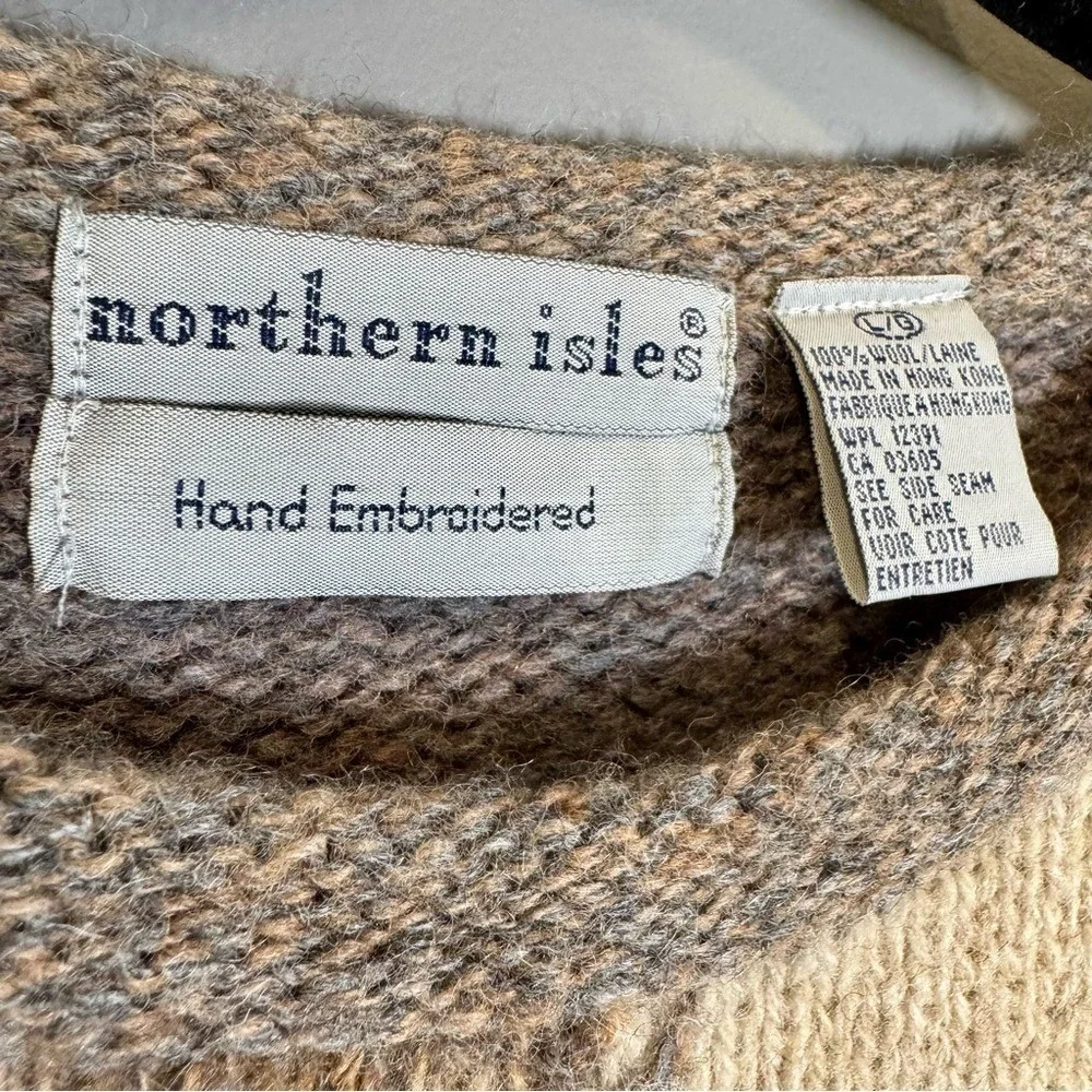 Northern Isles 100% Wool Chunky Neutral Sweater Hand‎ Embroidered Women's Large